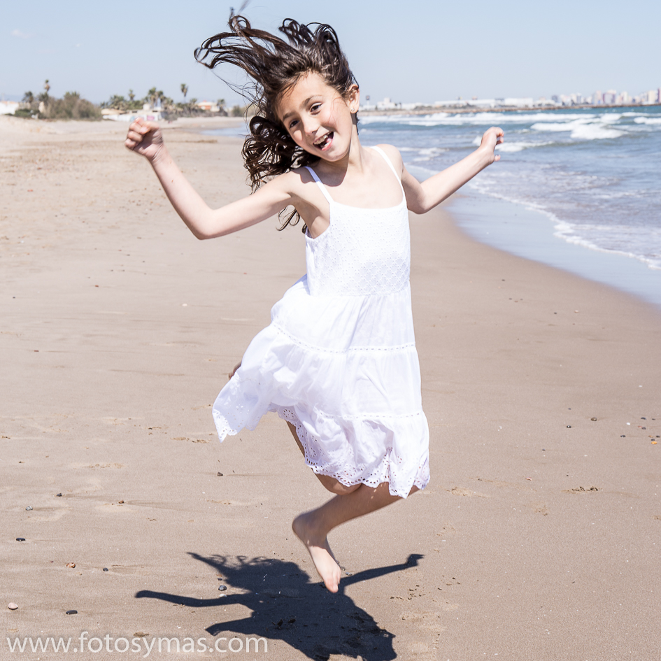 ComunionDivertidaPorsaPlayaRaquelMunoz_httq.fotosymas.com-31