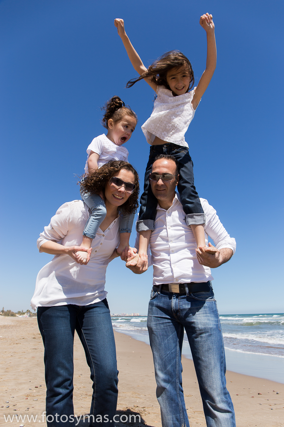 ComunionDivertidaPorsaPlayaRaquelMunoz_httq.fotosymas.com-33